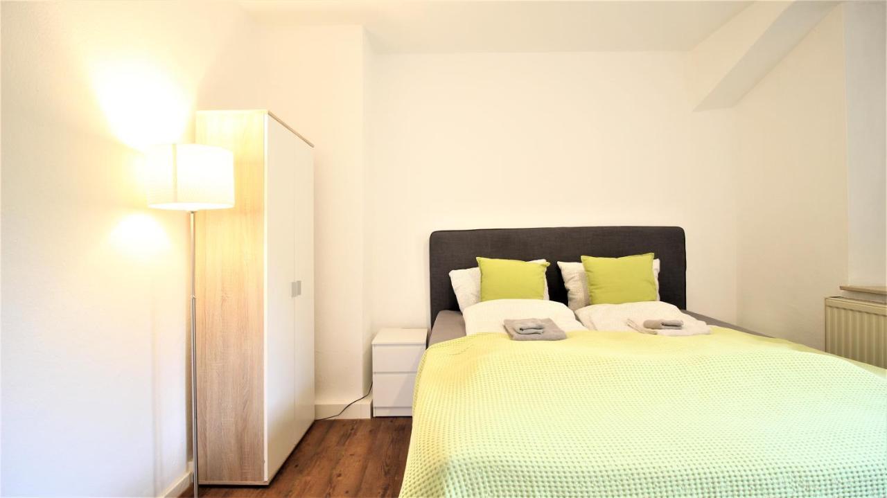 Zentral Wohnen - Inkl. Privatem Stellplatz Apartment Wurzburg Exterior photo